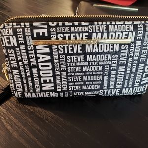 Steve Madden wallet